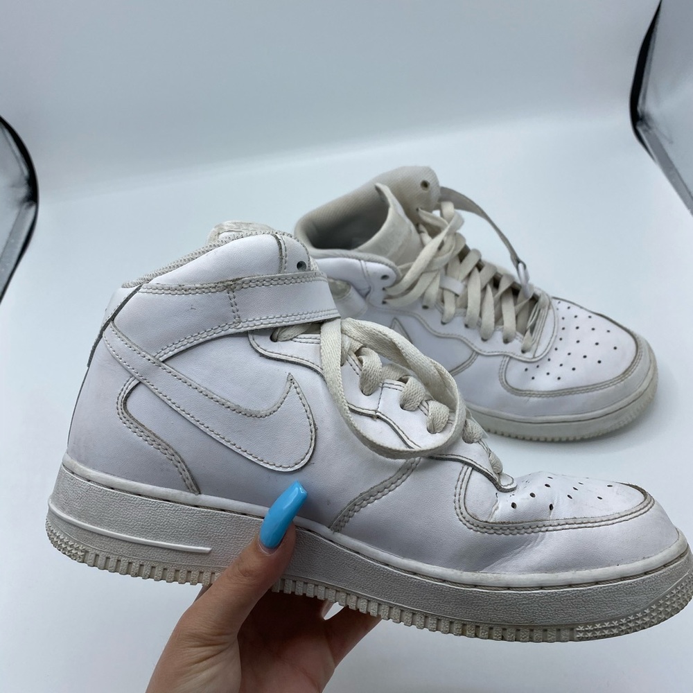 High top Air Force 1